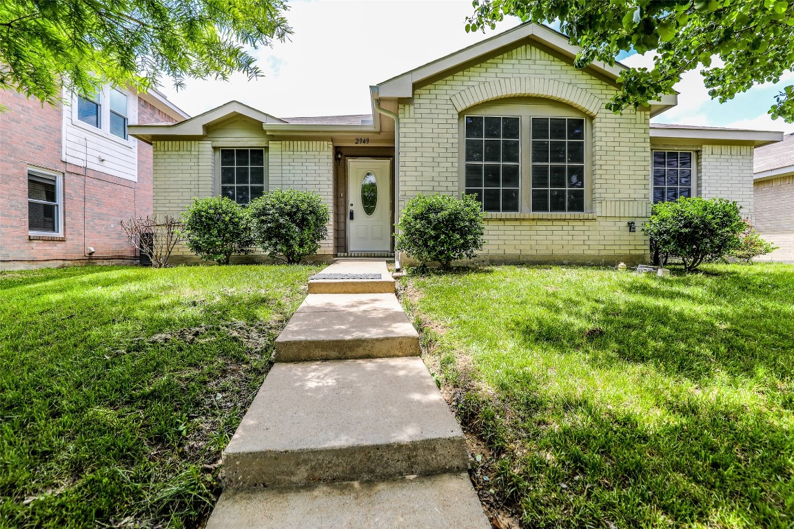 2949 Monticello Lane Lancaster TX 75134