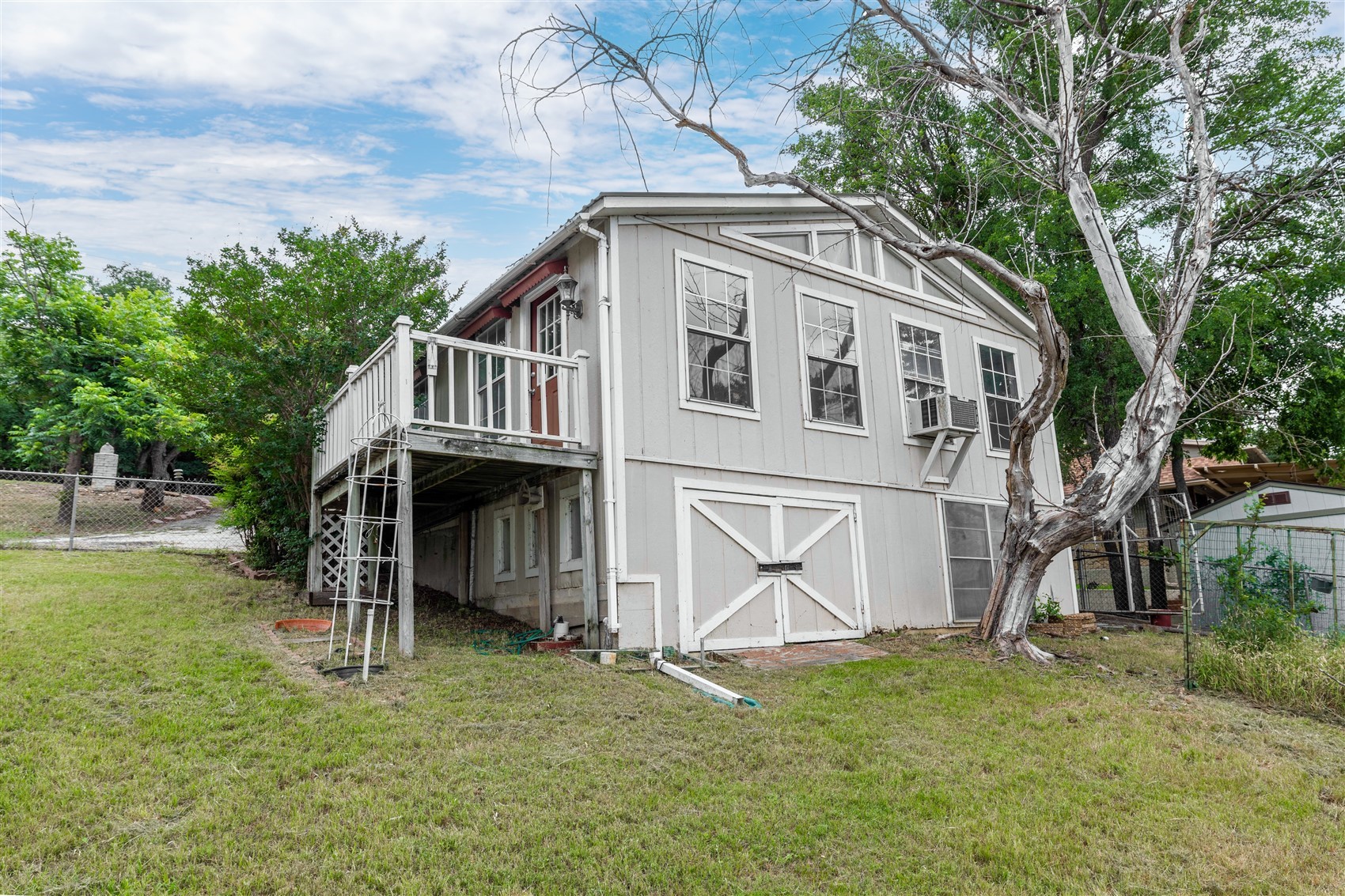 420 Lakeside Drive Brownwood TX 76801