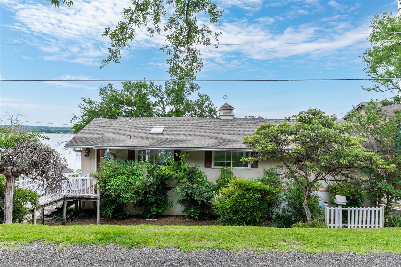 420 Lakeside Drive Brownwood TX 76801
