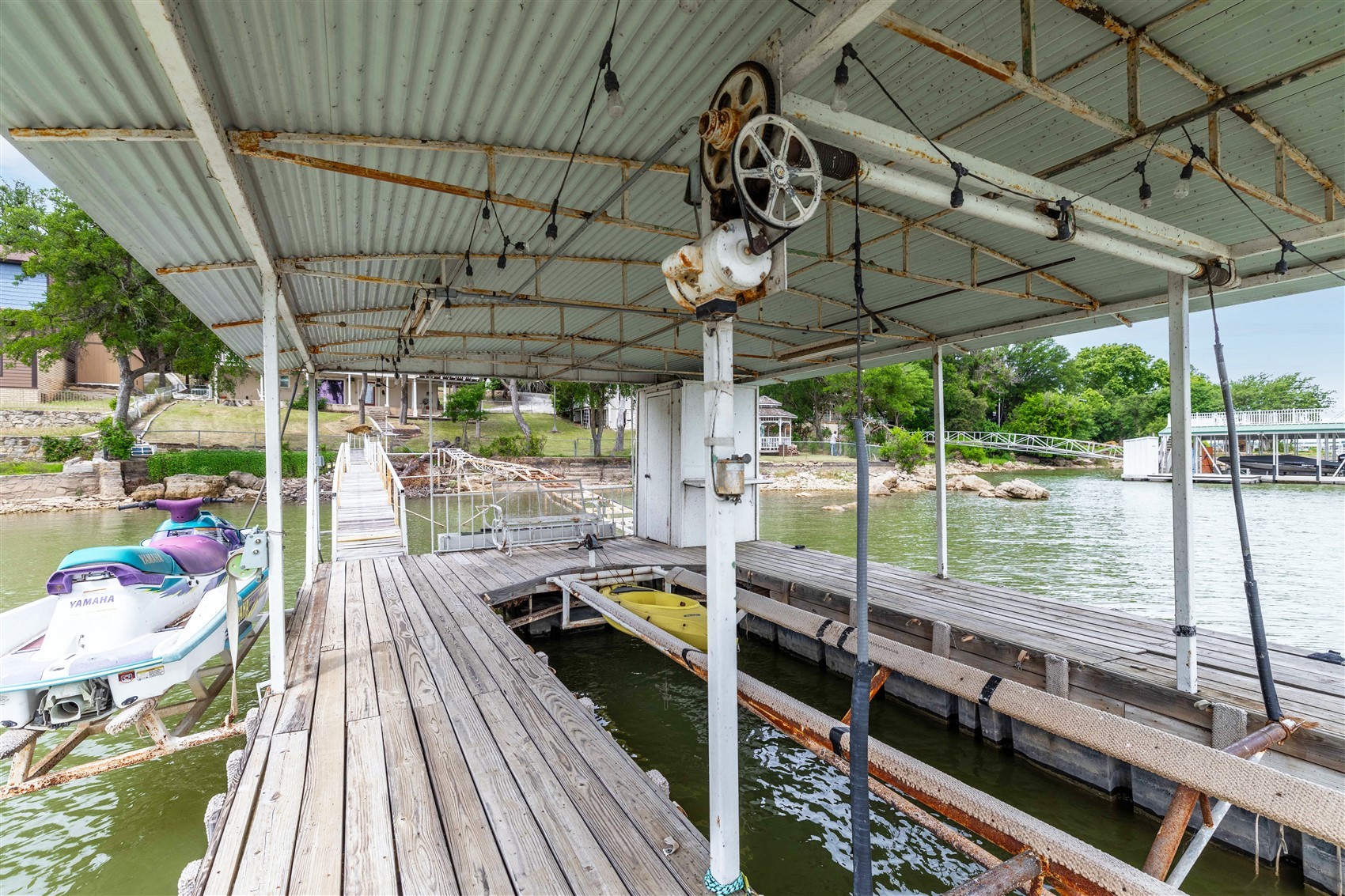 420 Lakeside Drive Brownwood TX 76801
