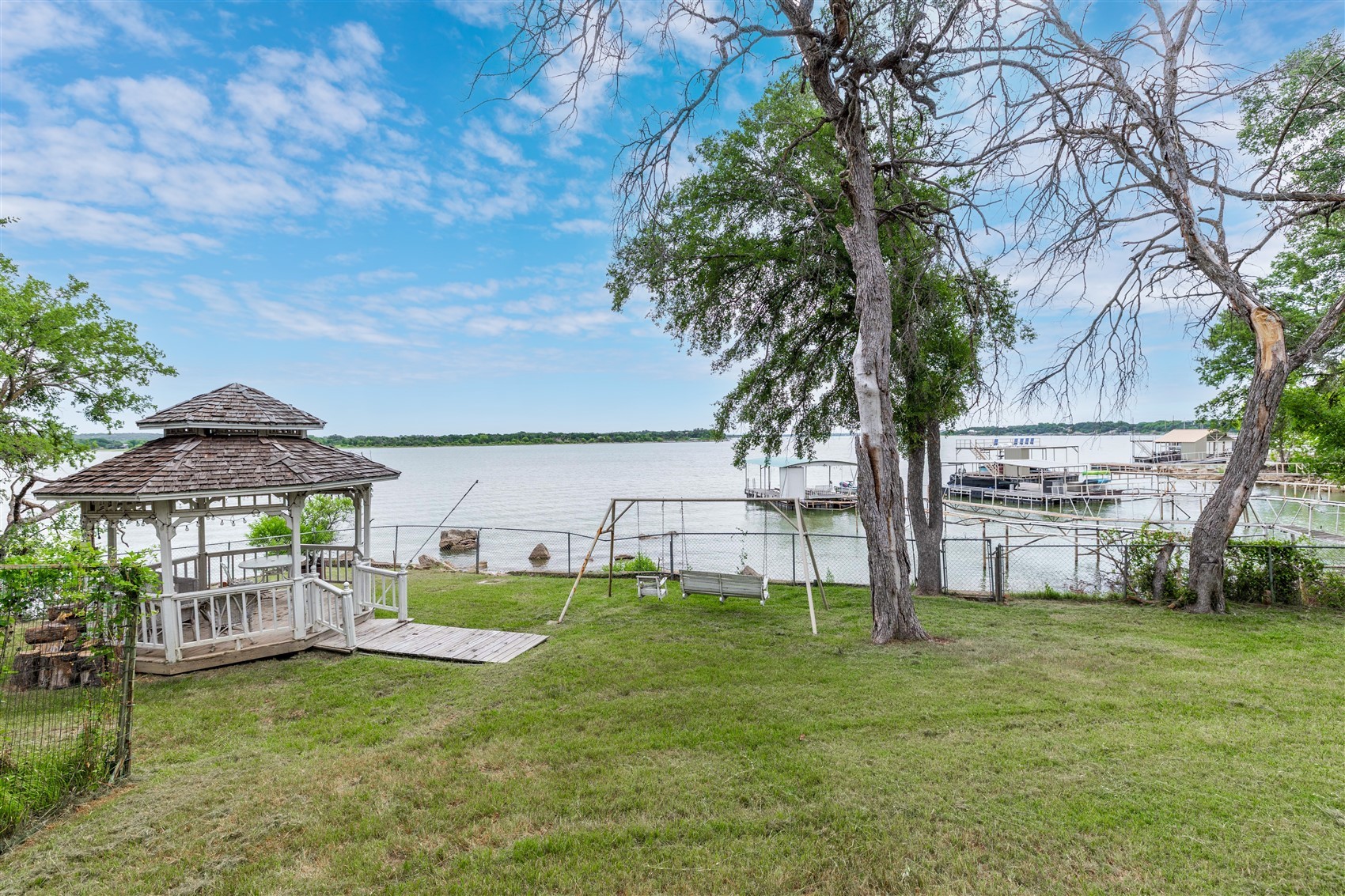 420 Lakeside Drive Brownwood TX 76801