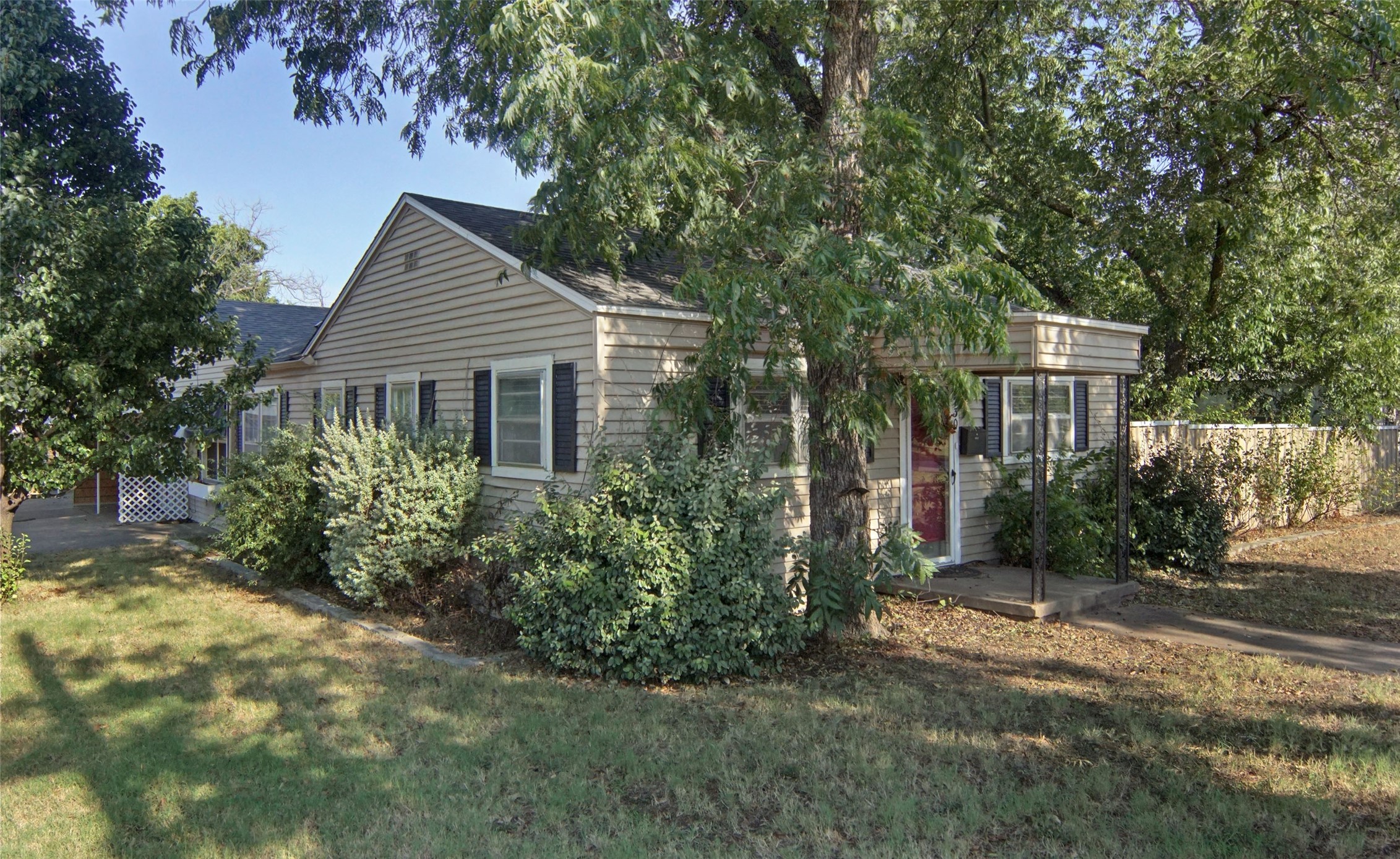 730 Indiana Street Graham TX 76450