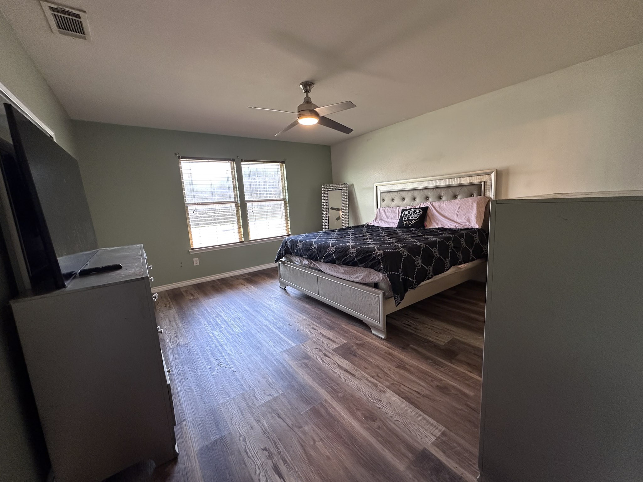 512 Tunnel Street Cedar Hill TX 75104