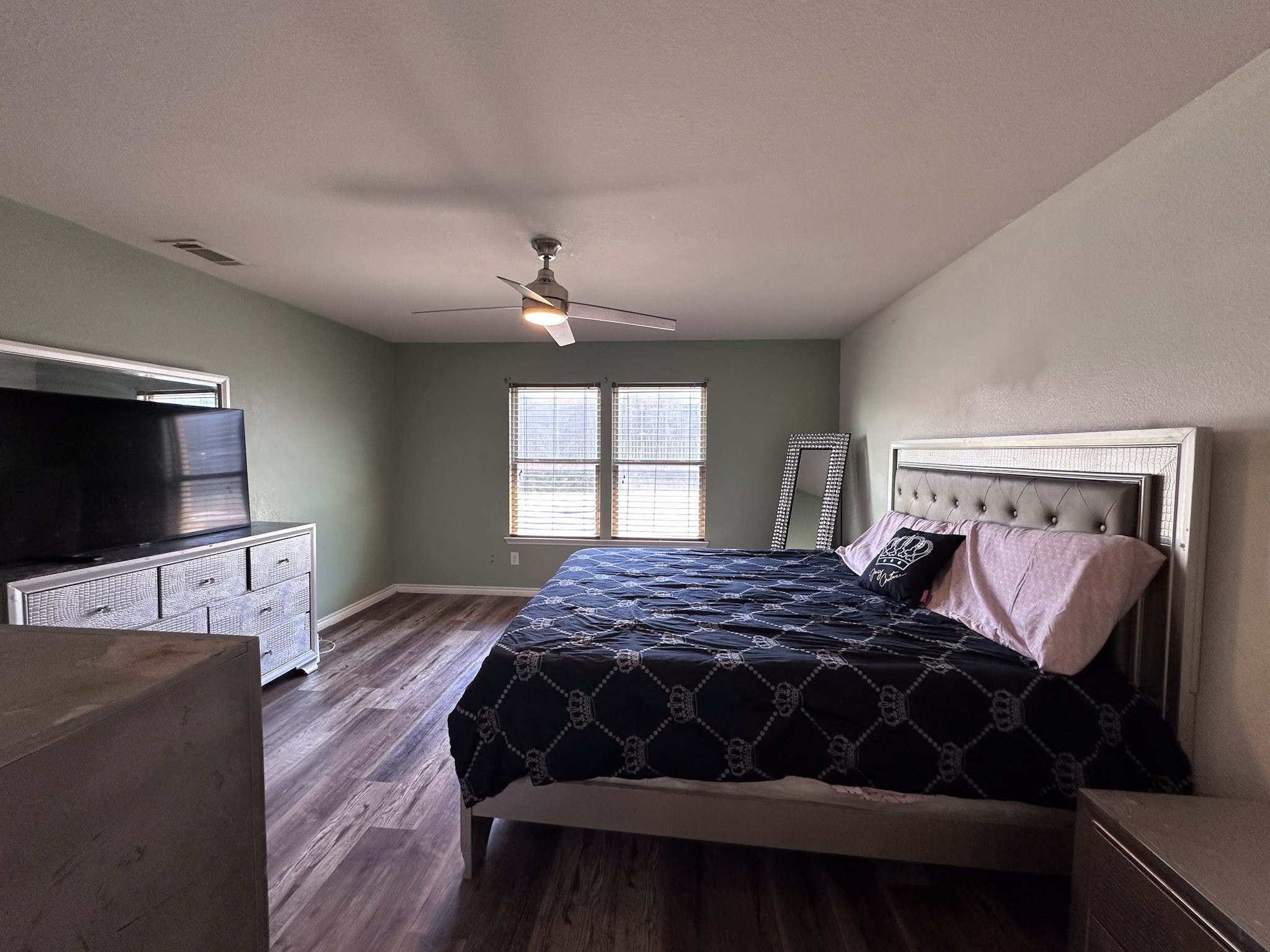 512 Tunnel Street Cedar Hill TX 75104