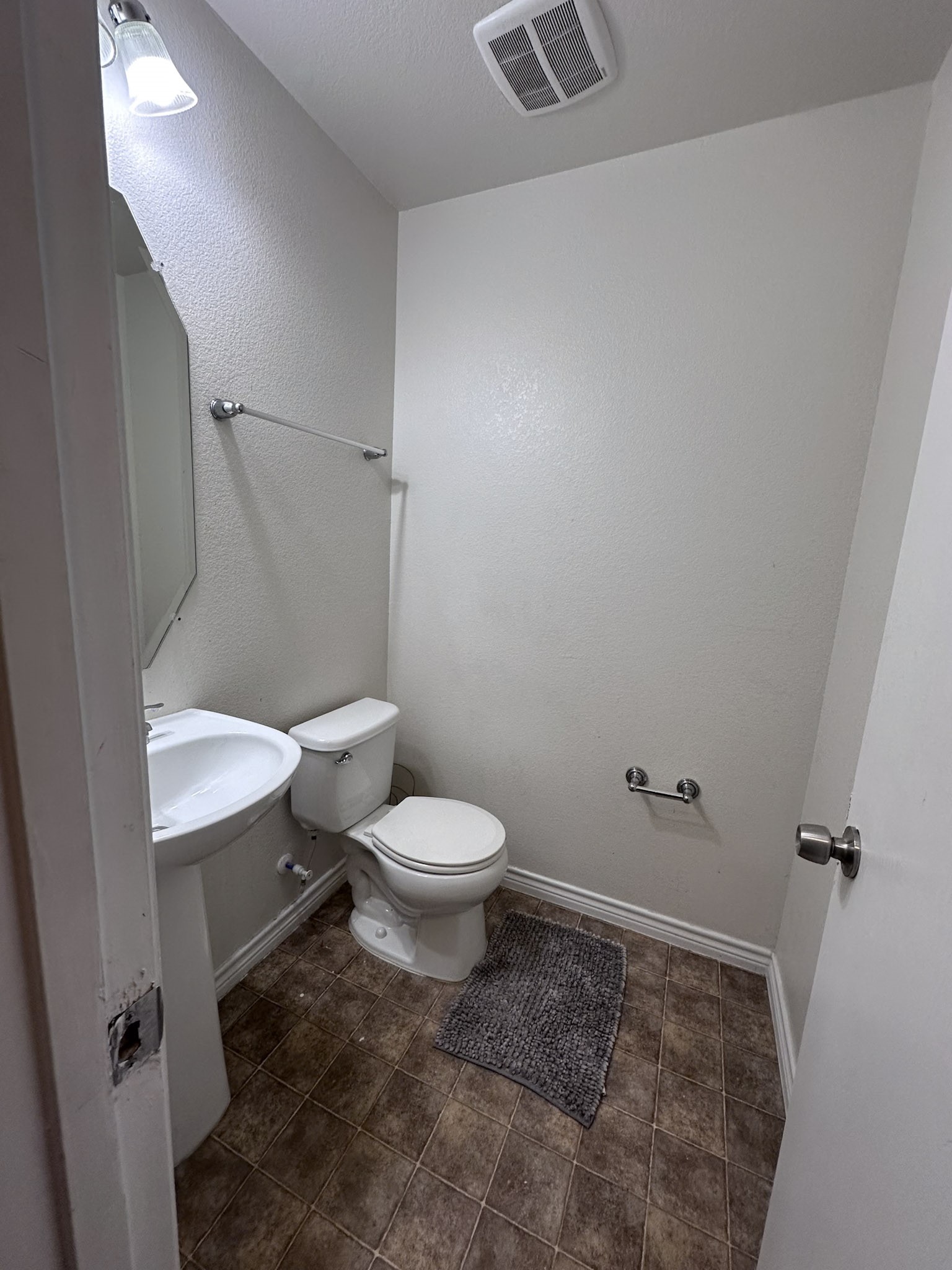 512 Tunnel Street Cedar Hill TX 75104