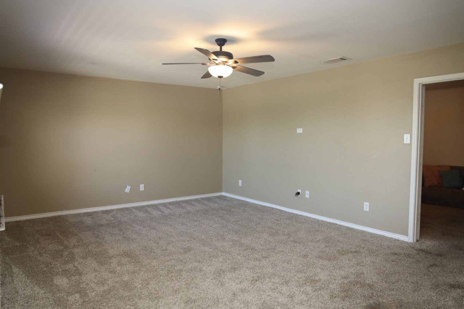512 Tunnel Street Cedar Hill TX 75104