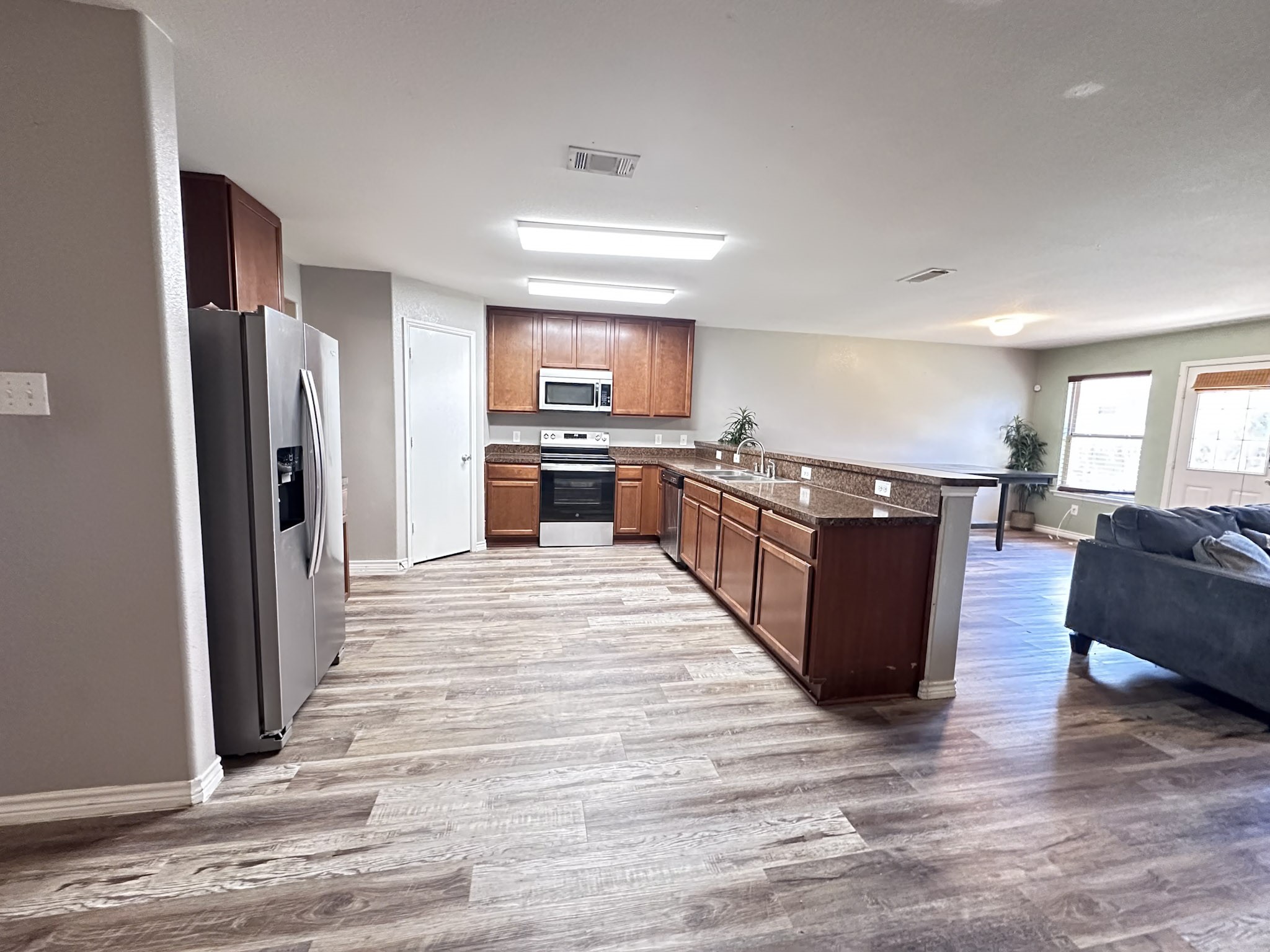 512 Tunnel Street Cedar Hill TX 75104