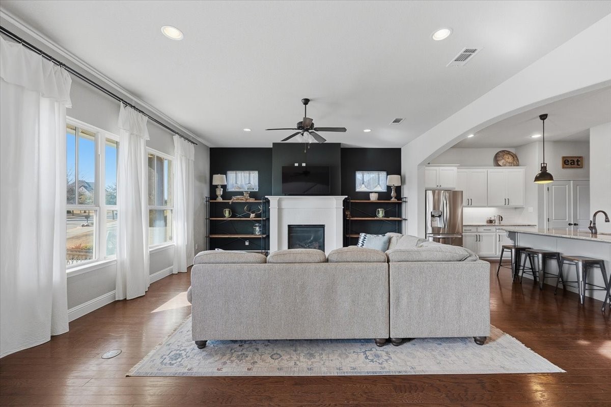 212 Blue Stem Lane Aledo TX 76008