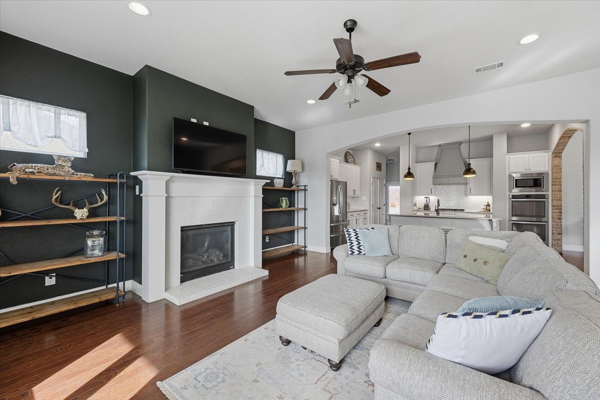 212 Blue Stem Lane Aledo TX 76008