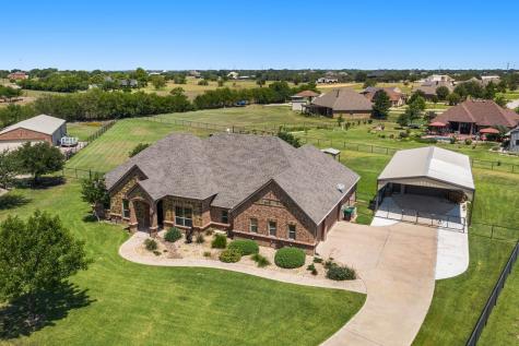 1304 Viento Oaks Lane Fort Worth TX 76135