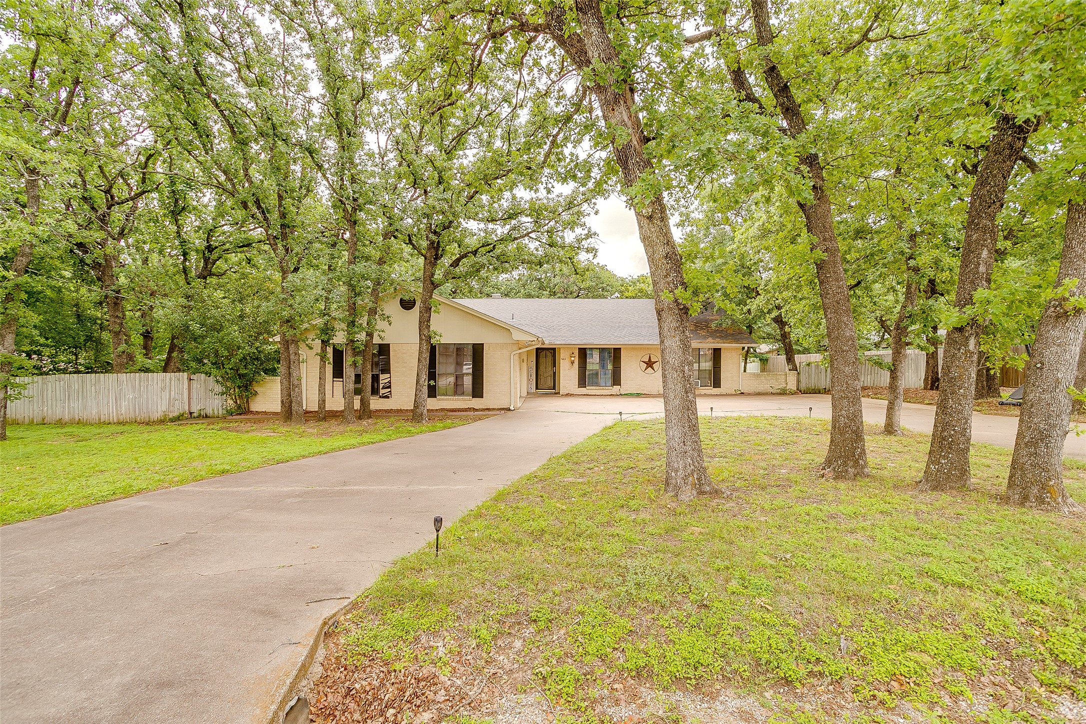 5103 N Highland Drive Granbury TX 76049