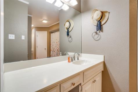5103 N Highland Drive Granbury TX 76049
