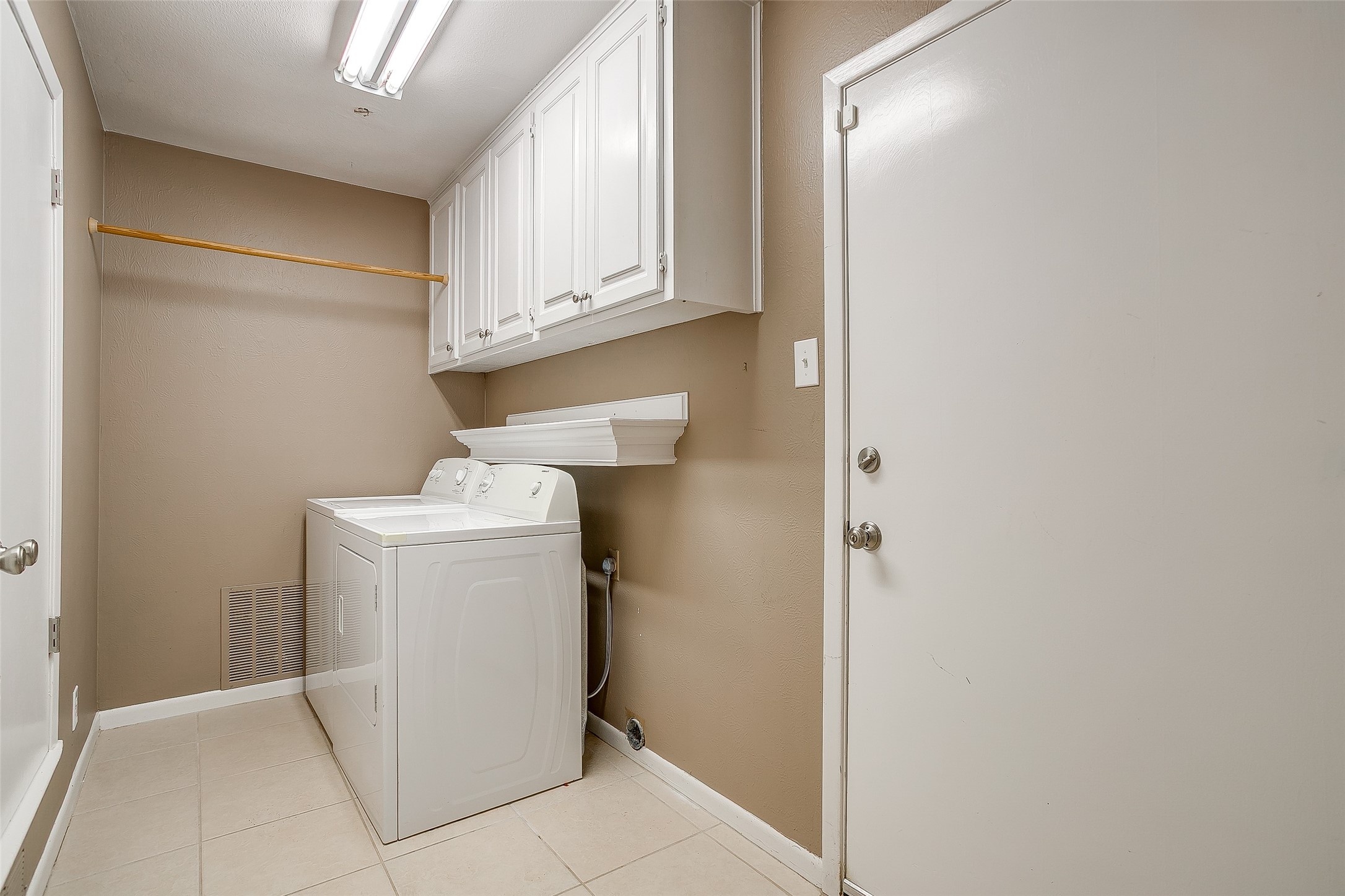 5103 N Highland Drive Granbury TX 76049