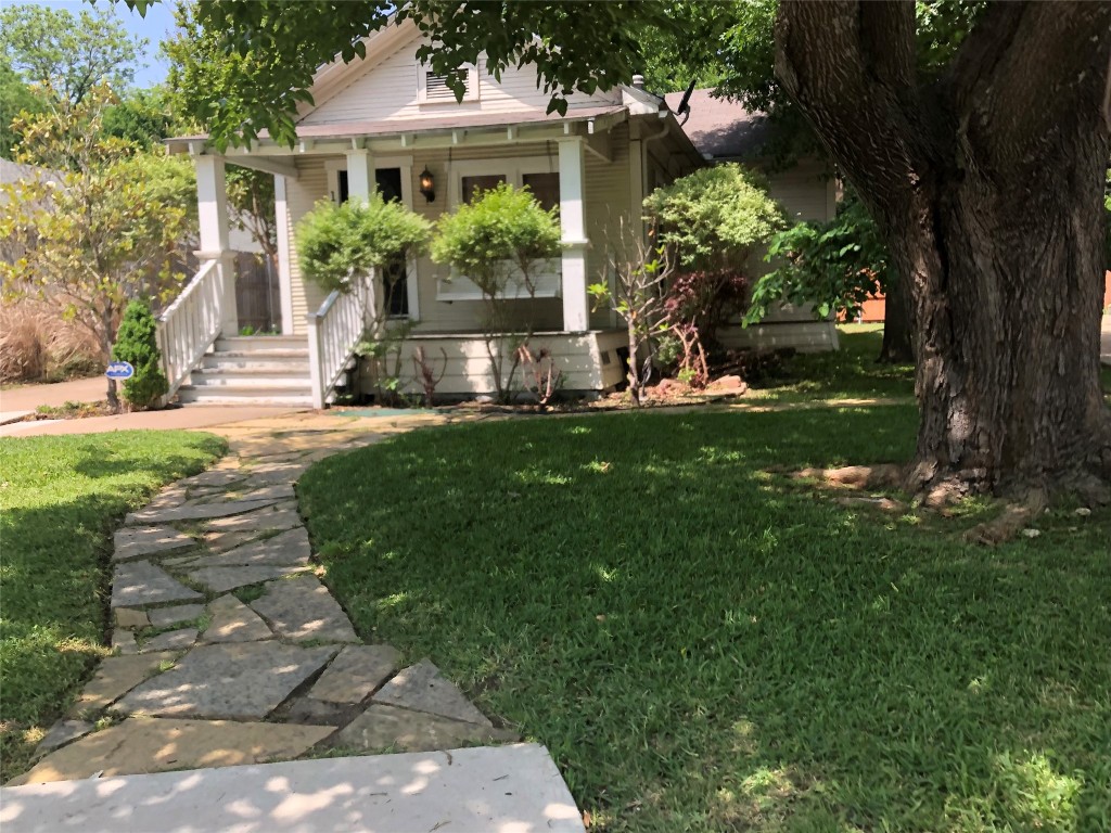 115 Cynisca Street Waxahachie TX 75165