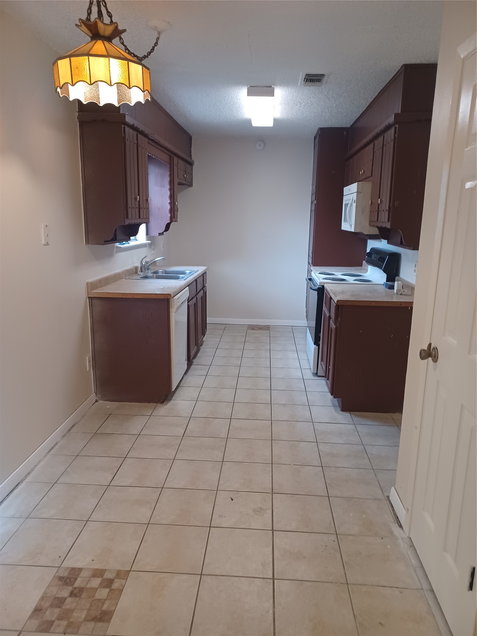 6909 Maryhill Road Forest Hill TX 76140