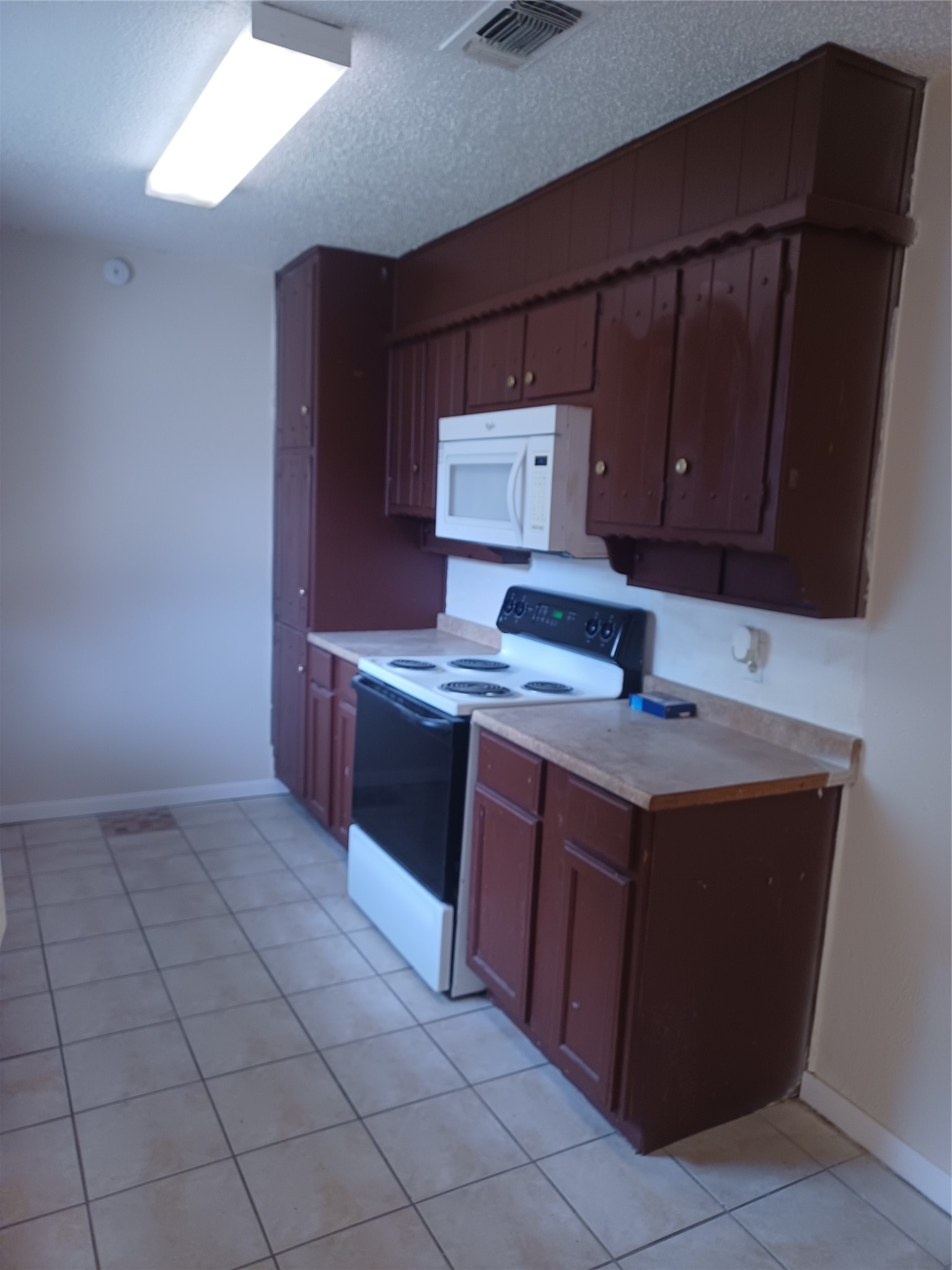 6909 Maryhill Road Forest Hill TX 76140