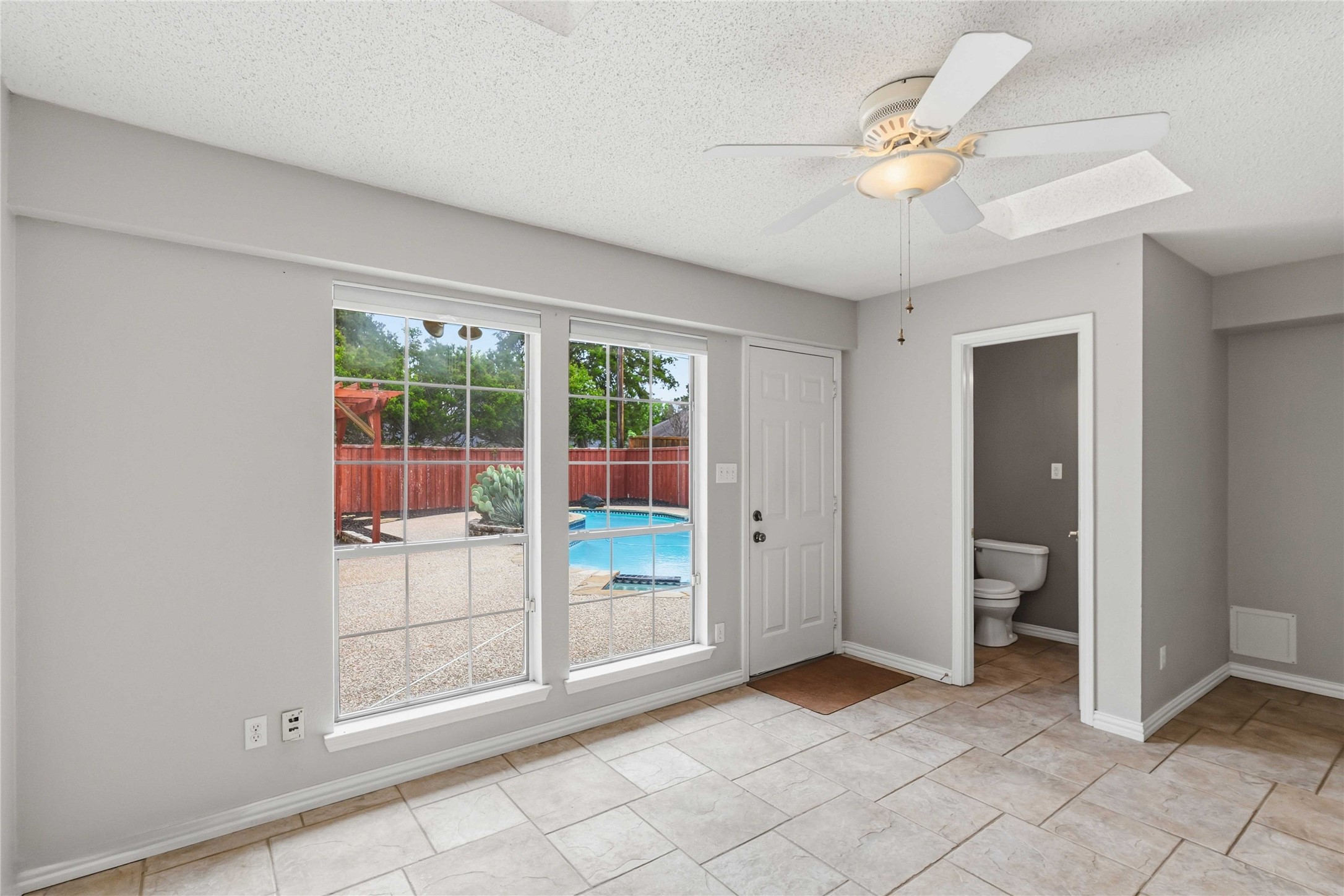 200 Sunny Crest Drive Murphy TX 75094