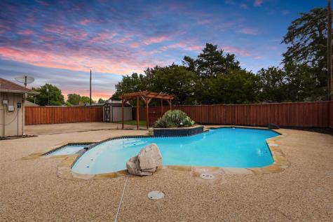 200 Sunny Crest Drive Murphy TX 75094