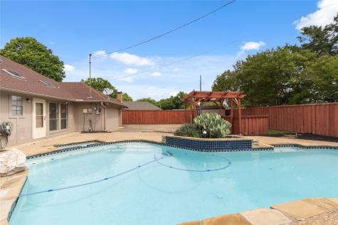 200 Sunny Crest Drive Murphy TX 75094