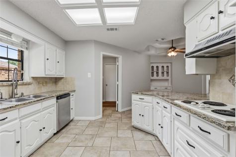 200 Sunny Crest Drive Murphy TX 75094