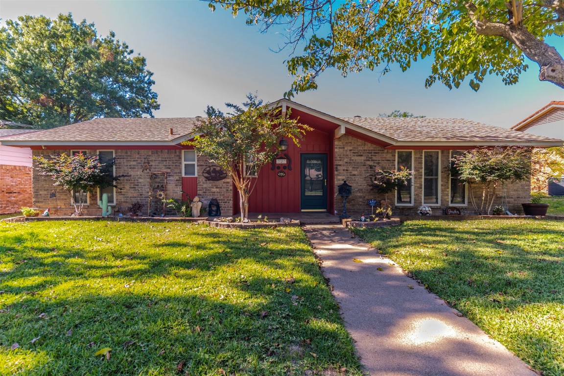 727 Palm Avenue Duncanville TX 75116