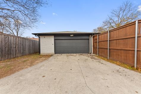 8426 Bocowood Drive Dallas TX 75228
