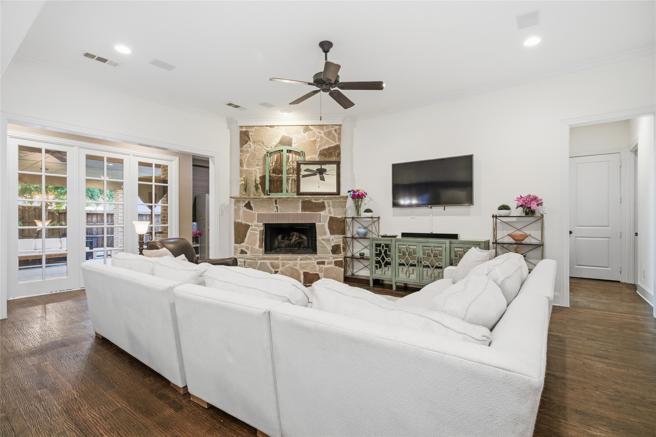 2256 Cardinal Boulevard Carrollton TX 75010