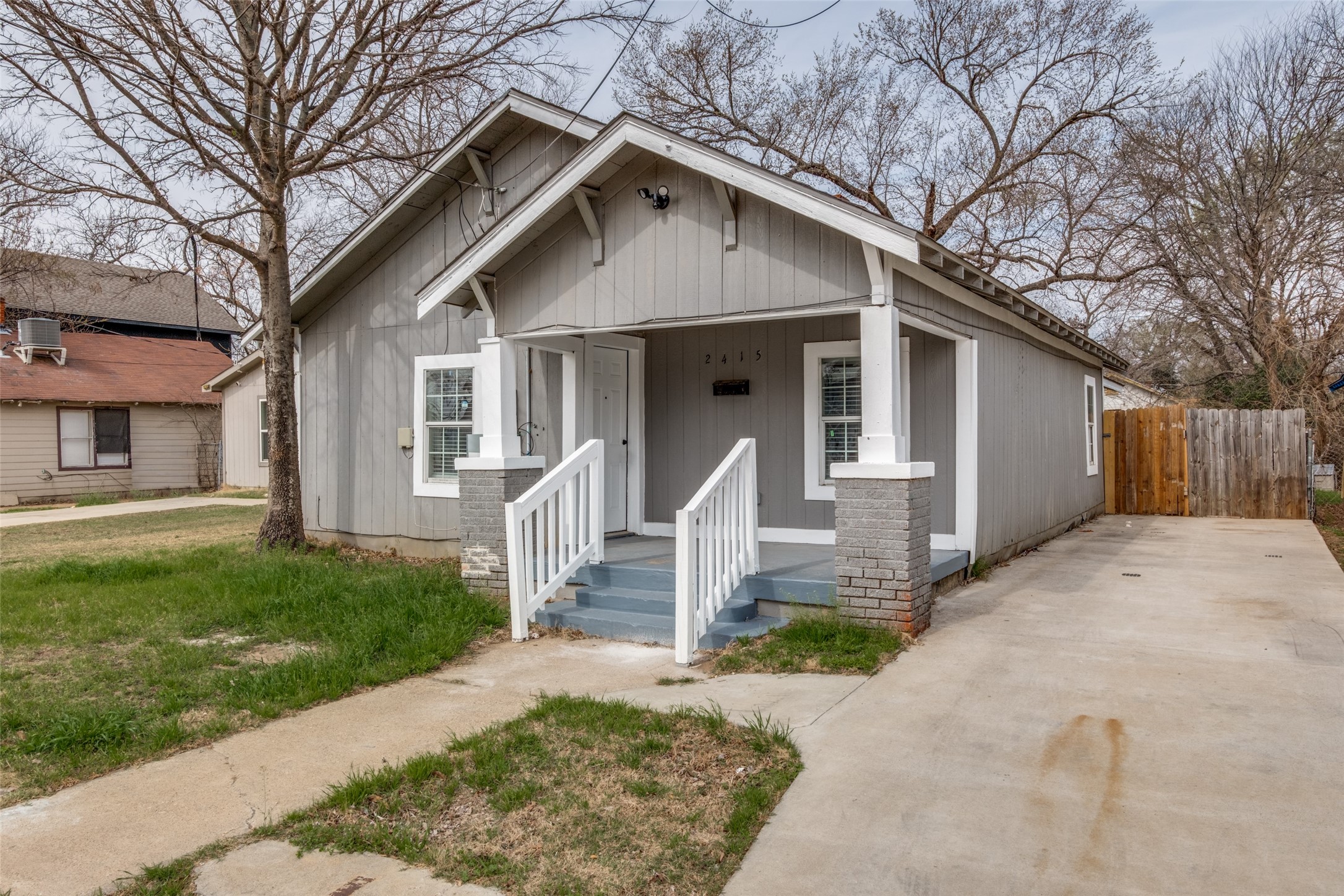 2415 Dathe Street Dallas TX 75215