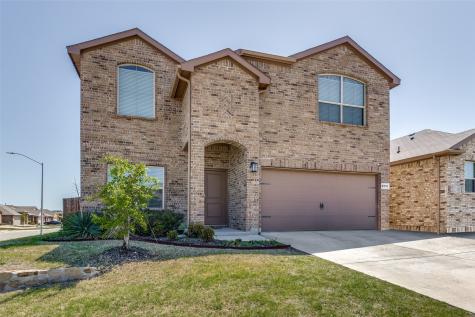 9737 Walnut Cove Drive Fort Worth TX 76108