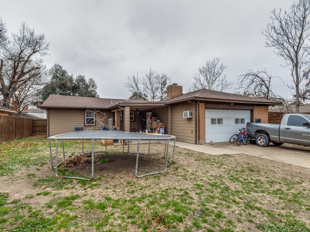 111 W Kenwood Drive Garland TX 75041