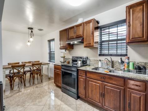 111 W Kenwood Drive Garland TX 75041