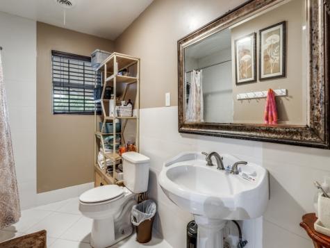 111 W Kenwood Drive Garland TX 75041