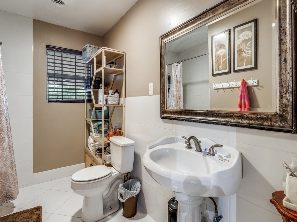 111 W Kenwood Drive Garland TX 75041