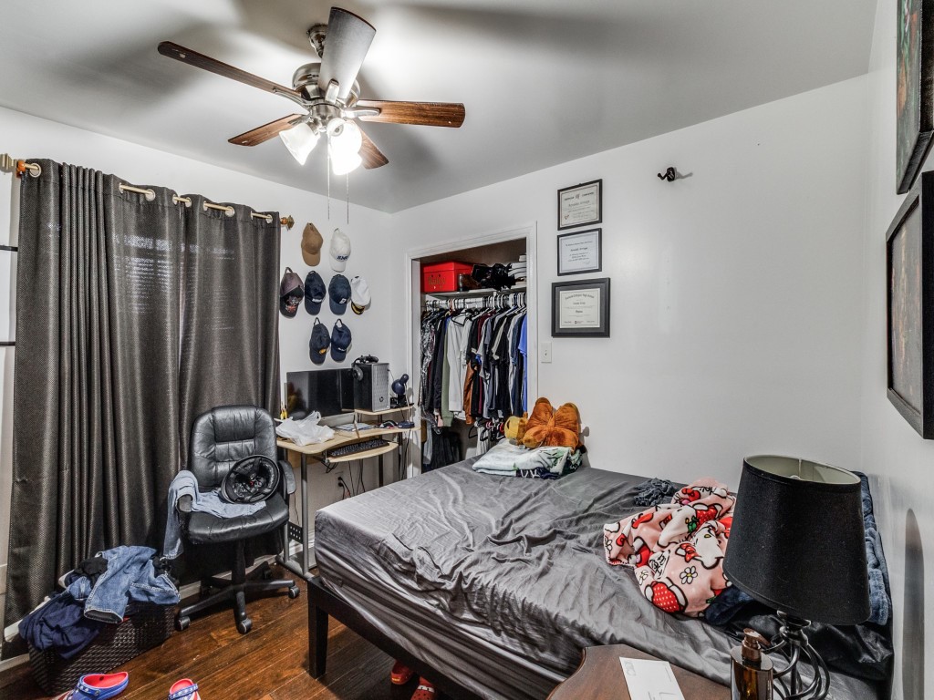 111 W Kenwood Drive Garland TX 75041
