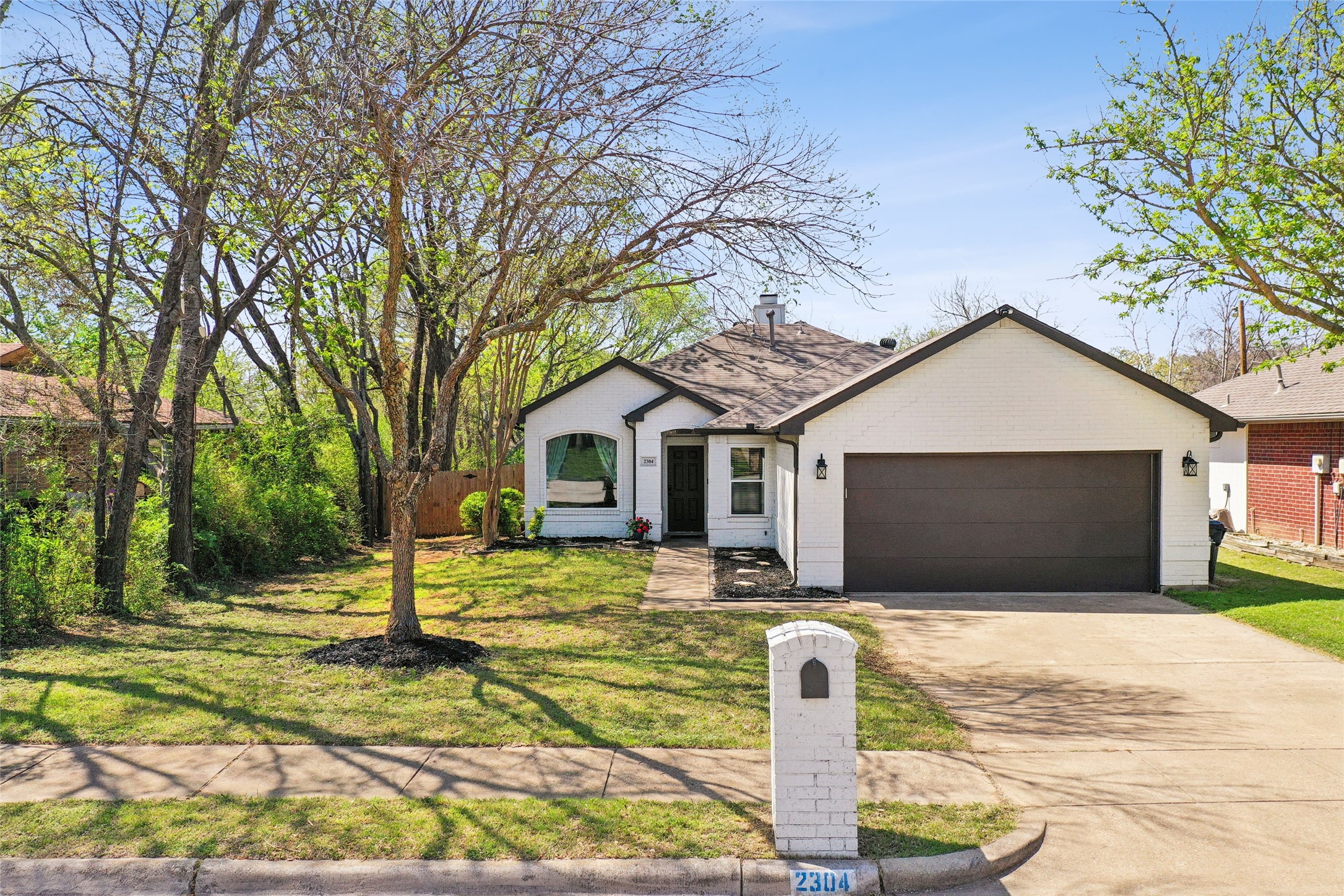 2304 Leslie Street Denton TX 76205