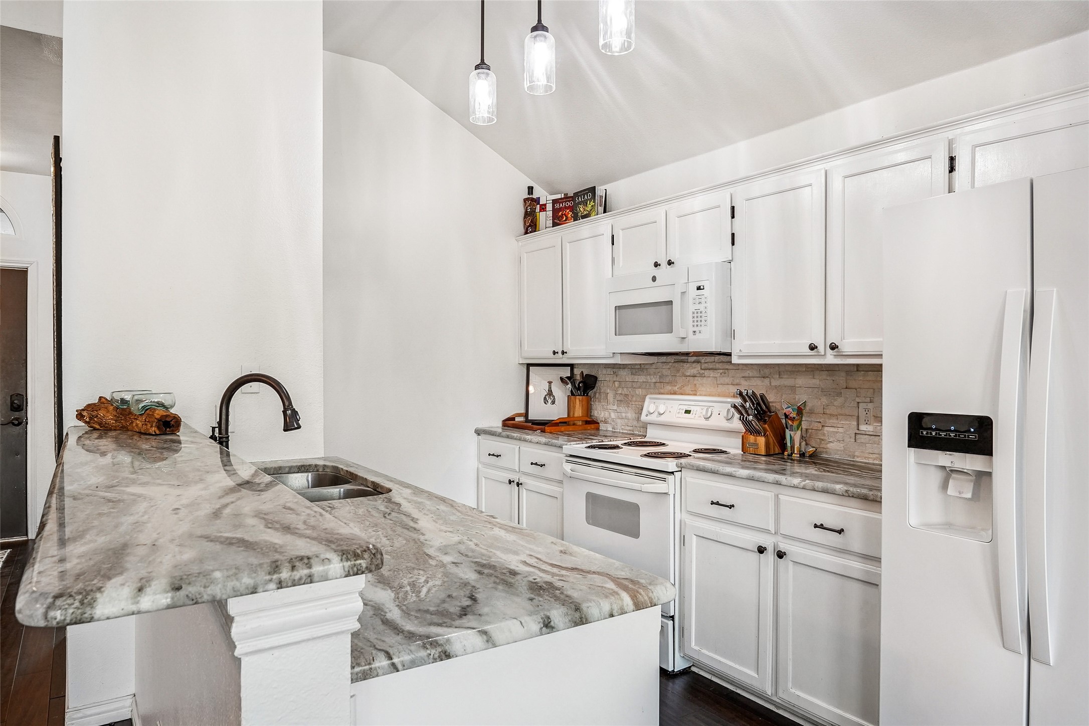 2304 Leslie Street Denton TX 76205