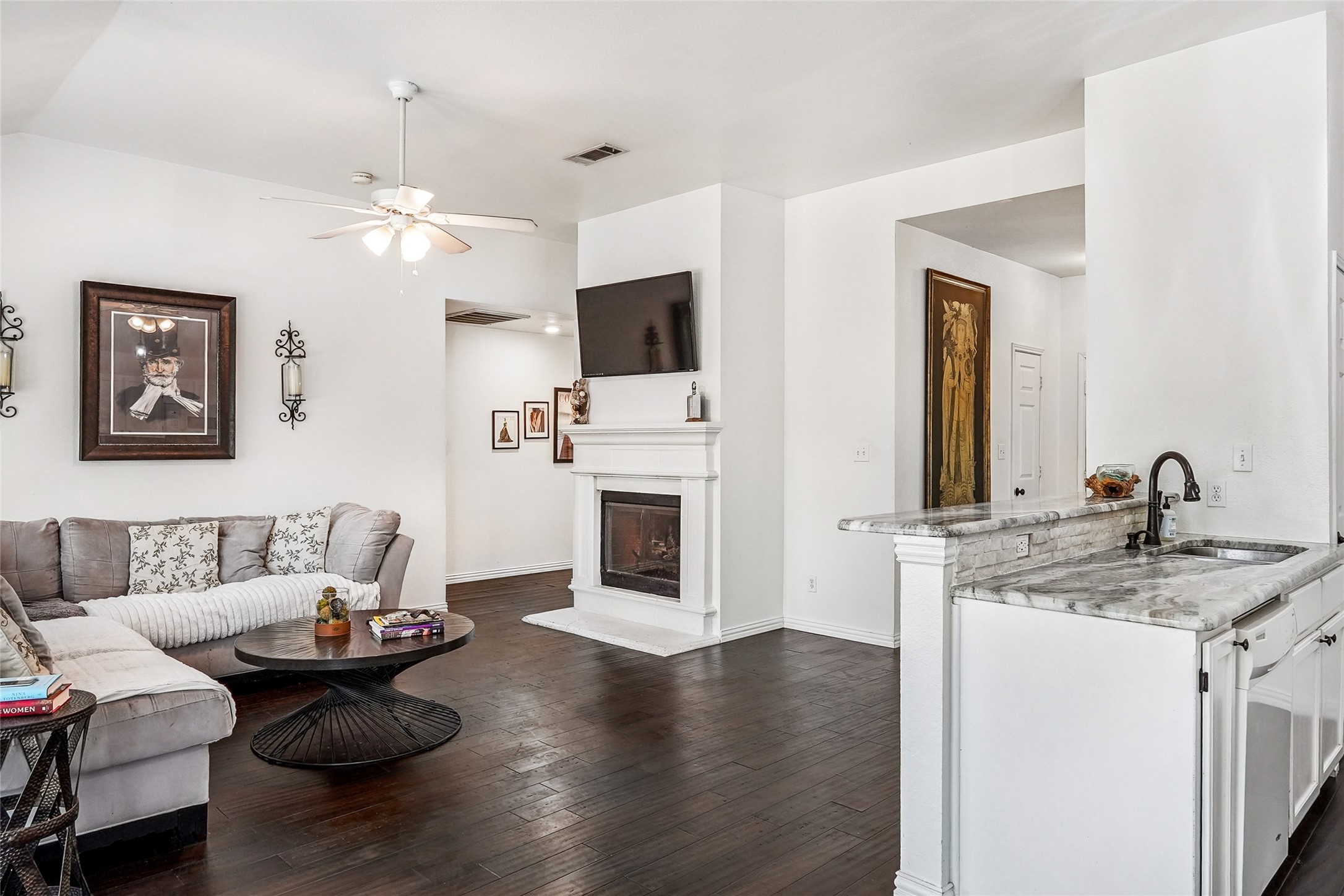2304 Leslie Street Denton TX 76205