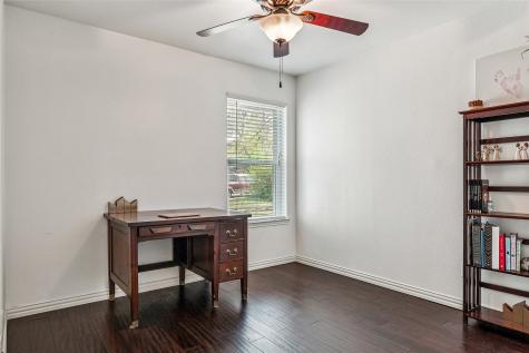 2304 Leslie Street Denton TX 76205