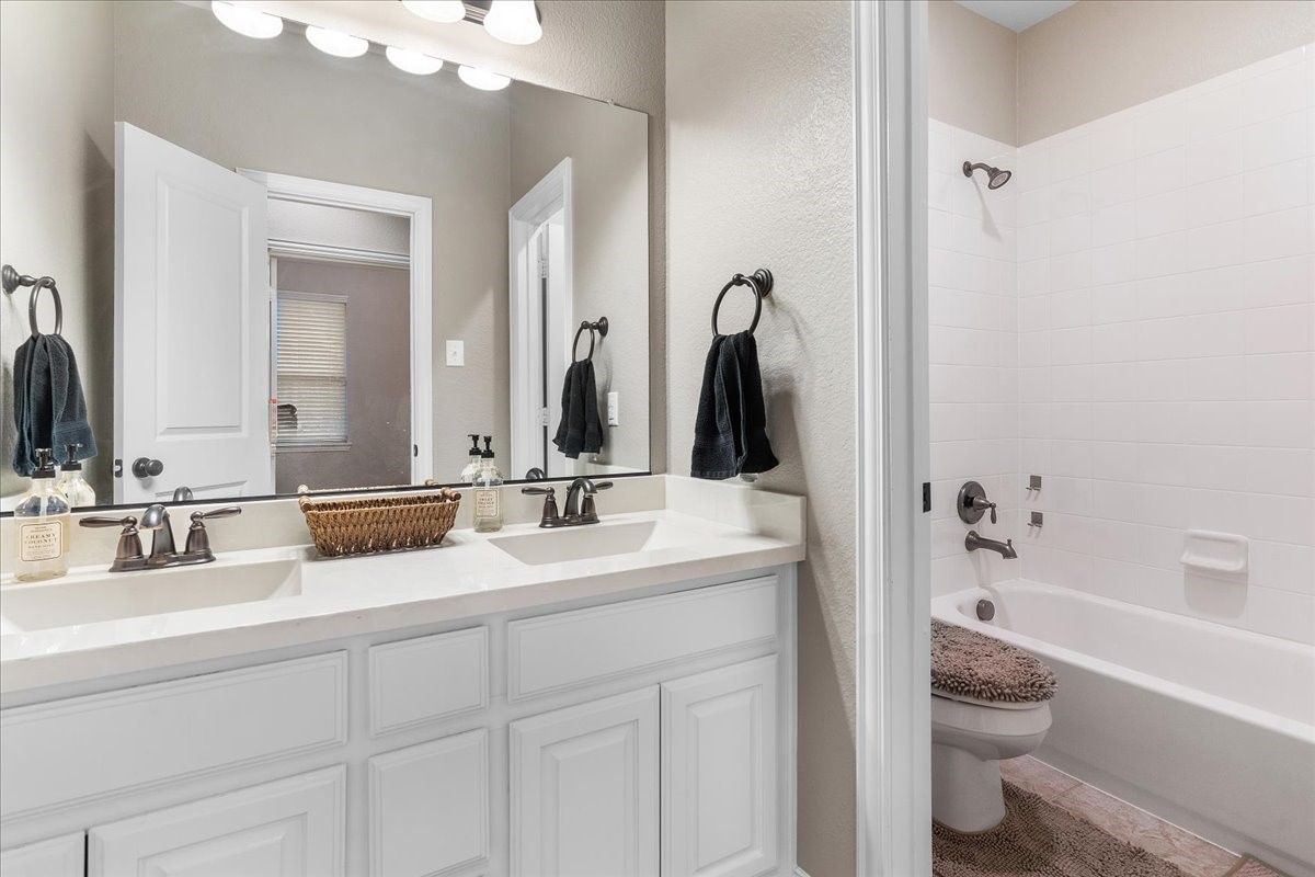 5621 Fringetree Drive Mckinney TX 75071