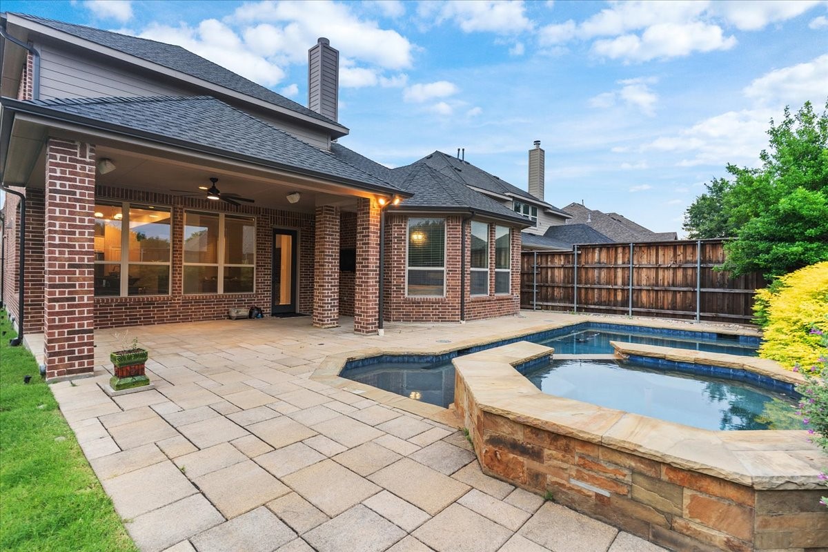 5621 Fringetree Drive Mckinney TX 75071