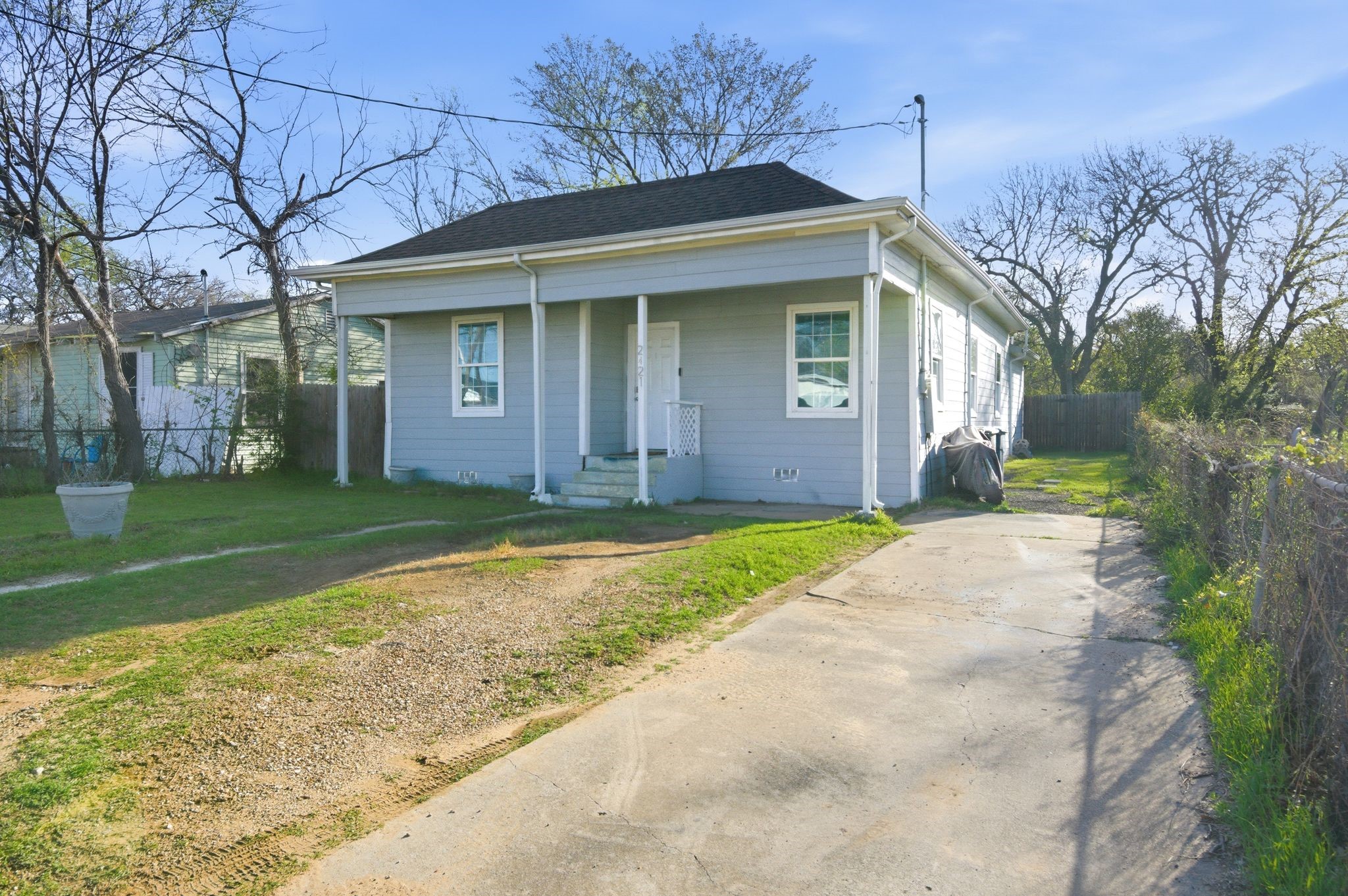 2421 Langston Street Fort Worth TX 76105