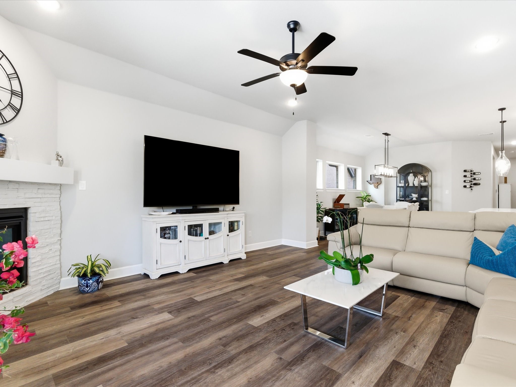 1625 Windflower Drive Aubrey TX 76227