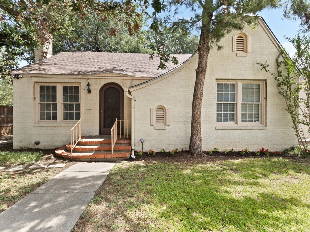 3317 Cockrell Avenue Fort Worth TX 76109