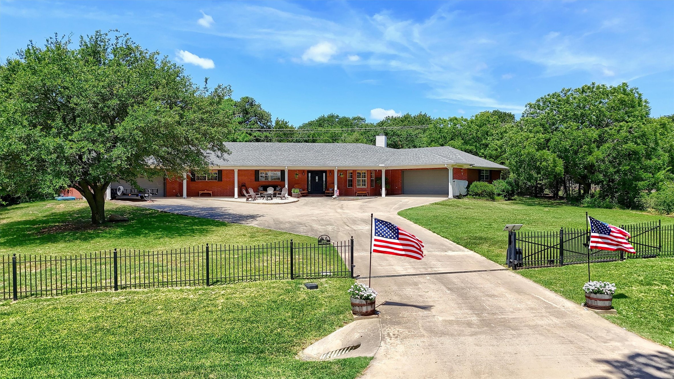 1246 Kiowa Drive W Lake Kiowa TX 76240