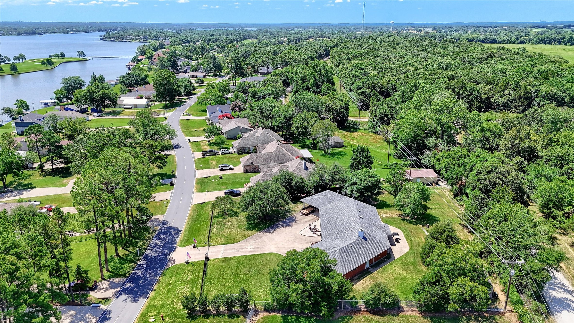 1246 Kiowa Drive W Lake Kiowa TX 76240