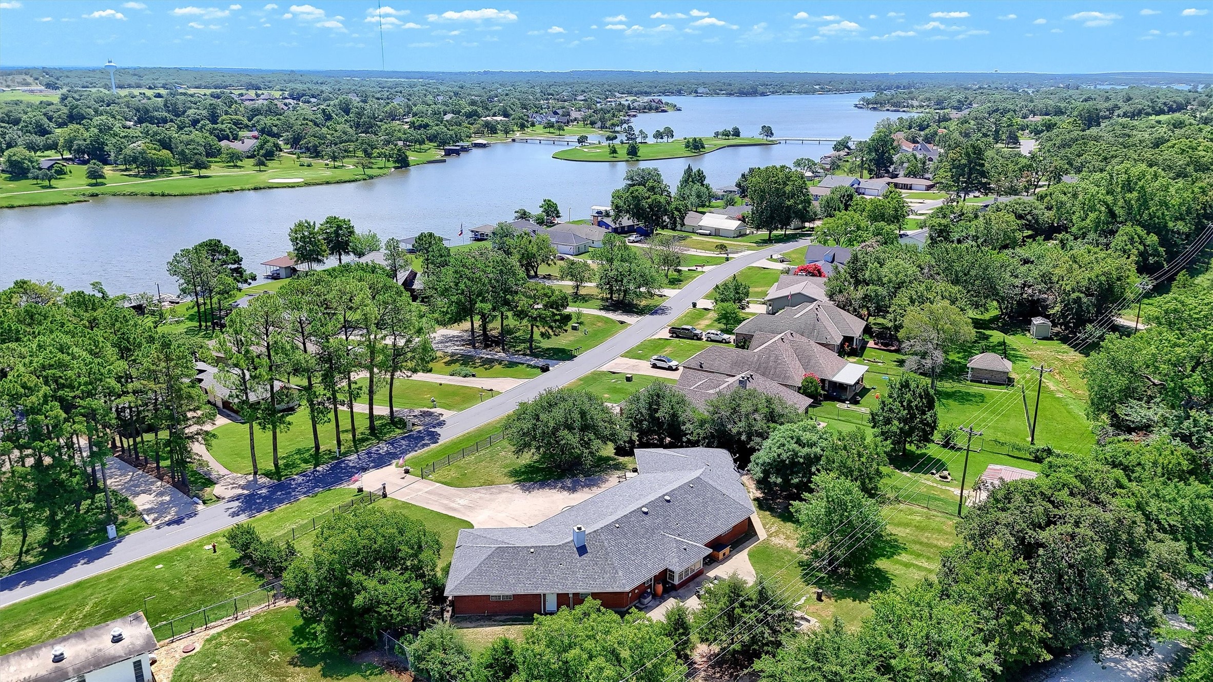 1246 Kiowa Drive W Lake Kiowa TX 76240