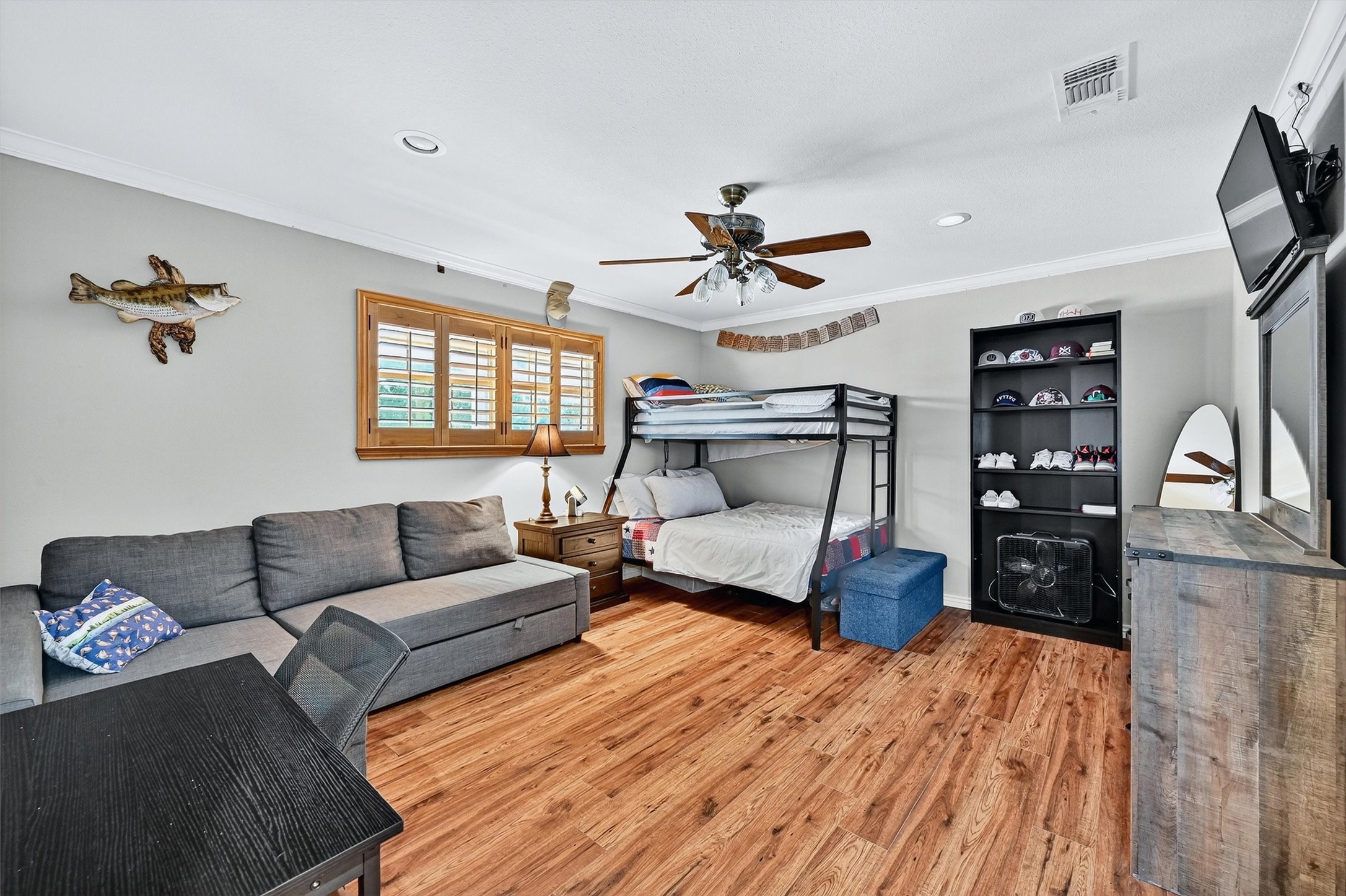1246 Kiowa Drive W Lake Kiowa TX 76240