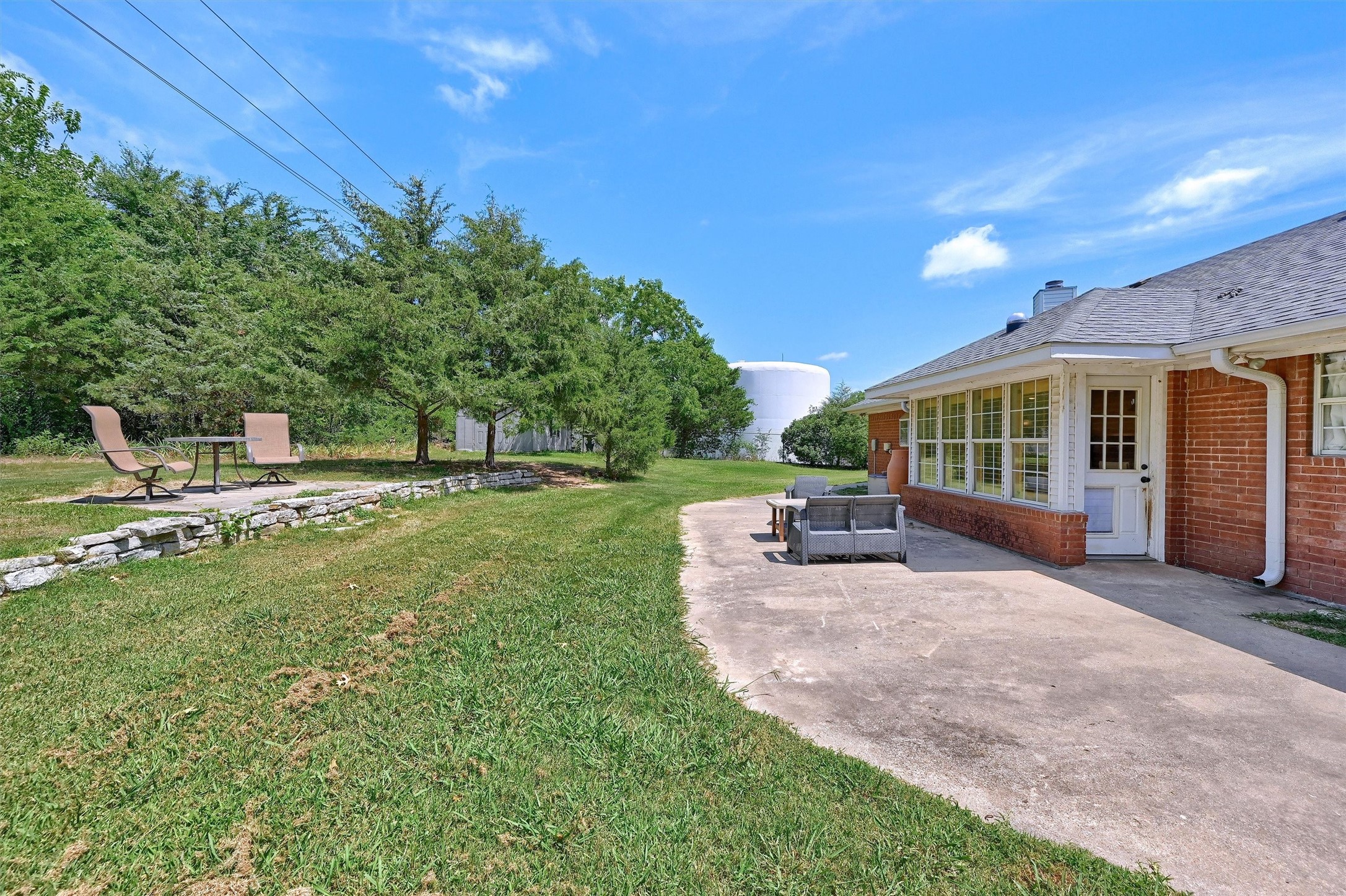 1246 Kiowa Drive W Lake Kiowa TX 76240