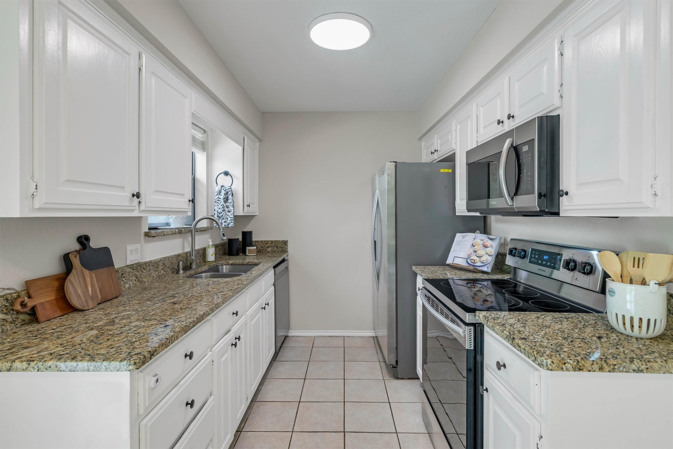 445 Parkridge Boulevard Burleson TX 76028