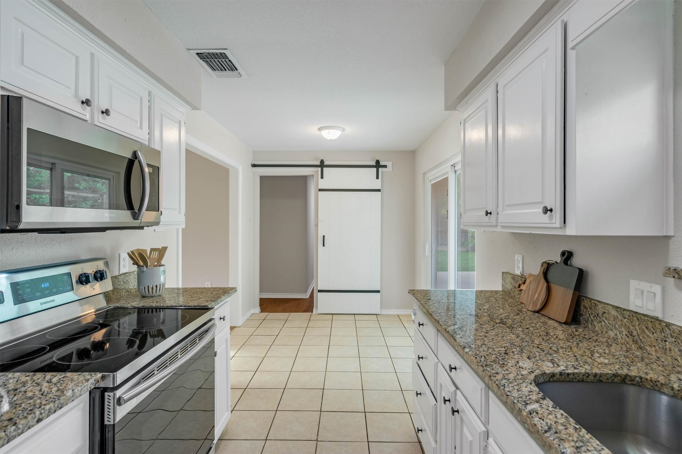 445 Parkridge Boulevard Burleson TX 76028